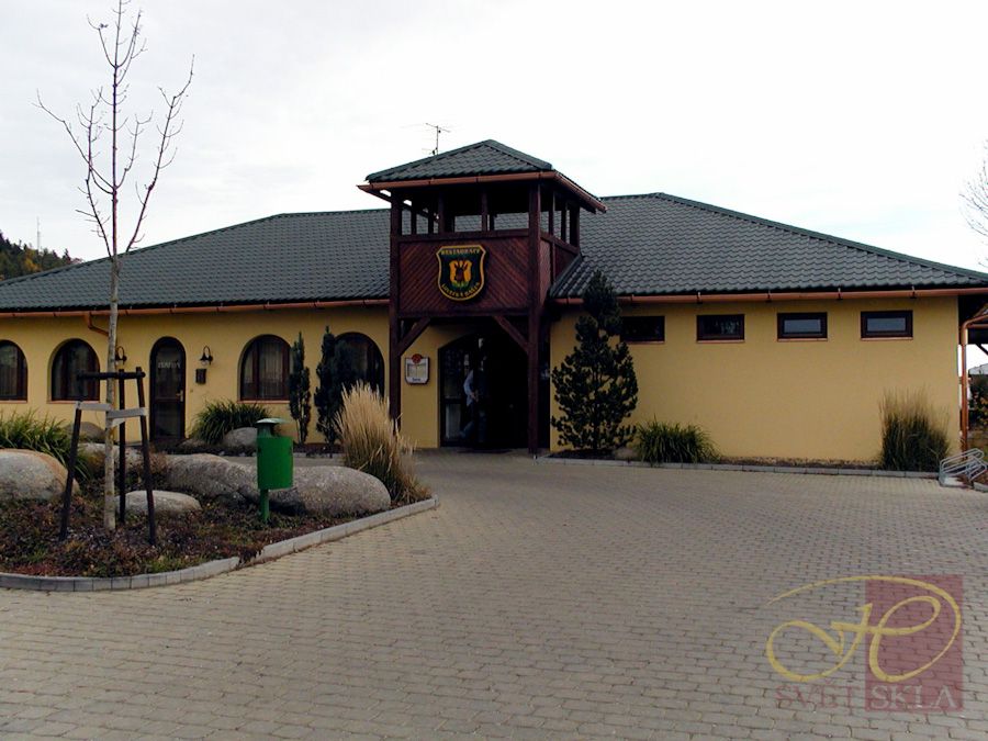 RPE100: Restaurace, vitráže